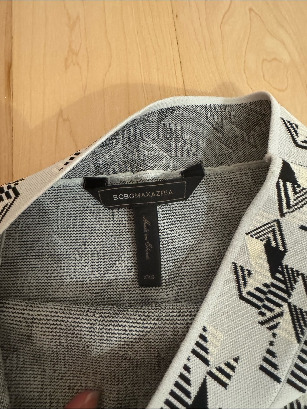 BCBGMaxAzria Black and White mini skirt